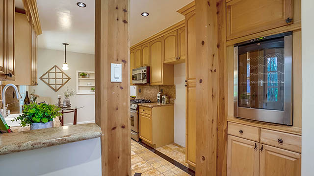 Kitchen - Wine Fridge