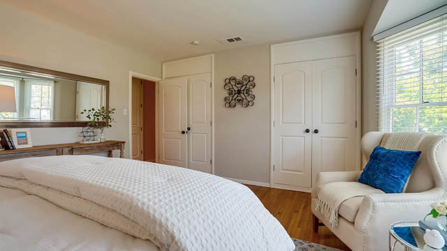 Master Bedroom with 2 Closets