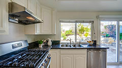 Kitchen with 5 Burner Gas Stove